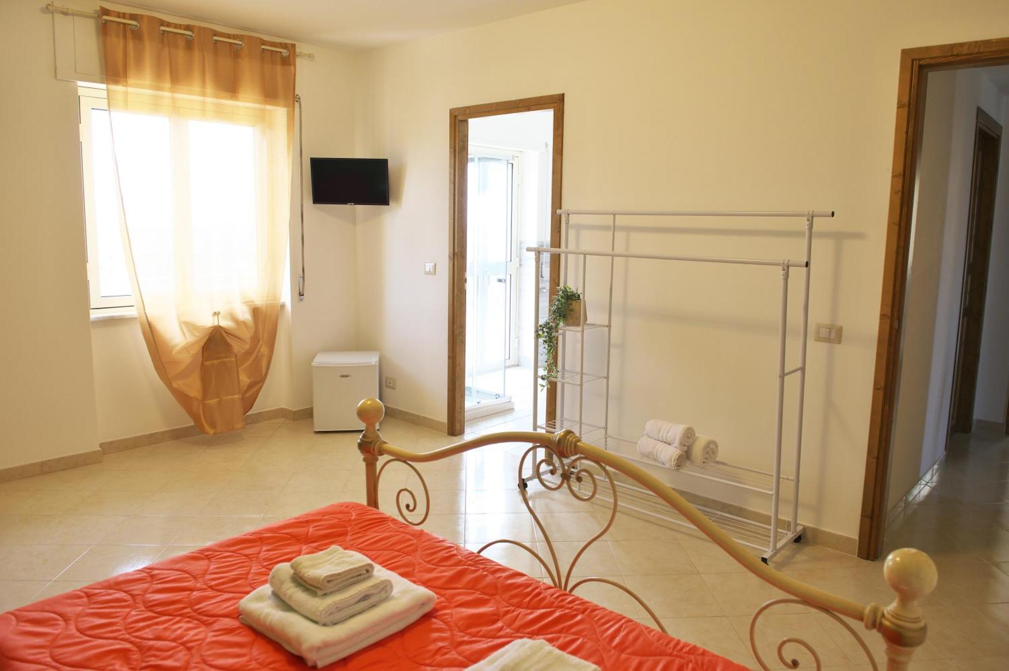 Welcomely - Menhir Apartment Olmedo Exterior photo